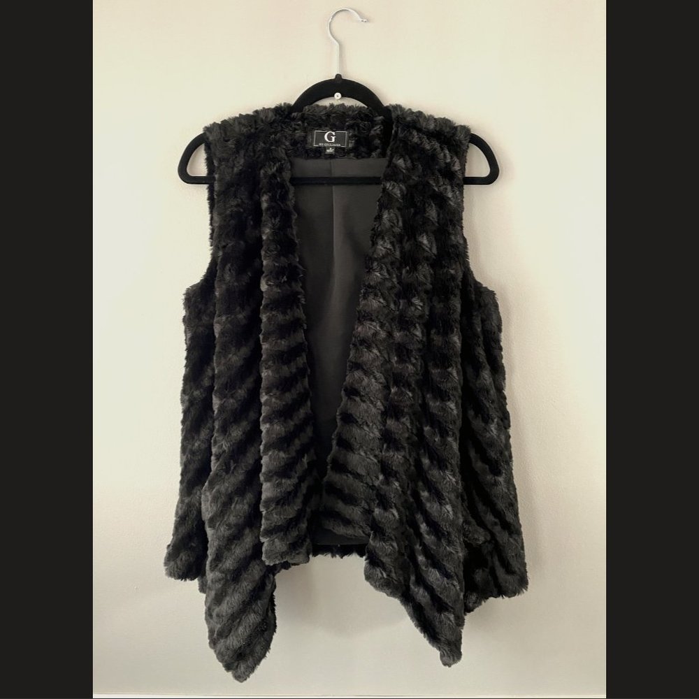 G by Giuliana Faux Fur Back Vest